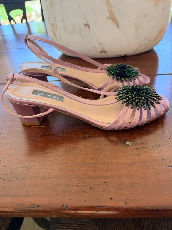 SJP Sarah Jessica Parker - Pink Beaded Floral Slingback Sandals - Picture 6 of 8